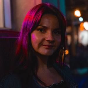 Meet your Posher, Chloé